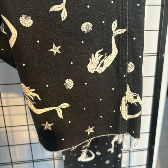 Zara The Trevor full length Off the Seas Black Jeans with White Mermaid Print - Picture 4 of 9